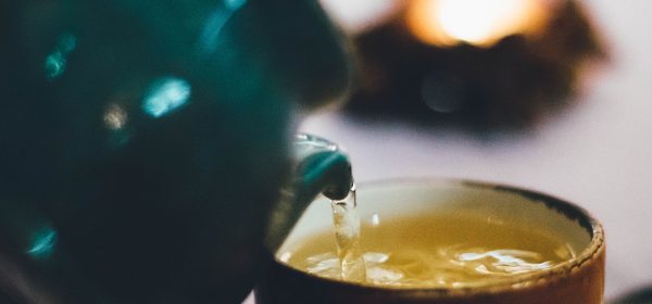7 Teas For Bloating and Gas Relief